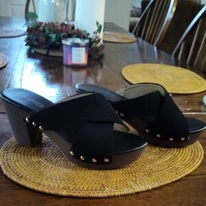 Black Women's Heeled Sandals